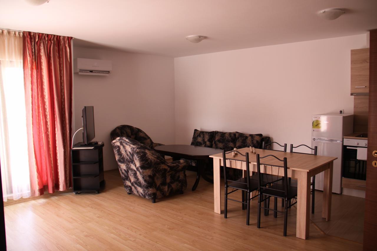 Golden Dunes Primorsko Apartments Экстерьер фото