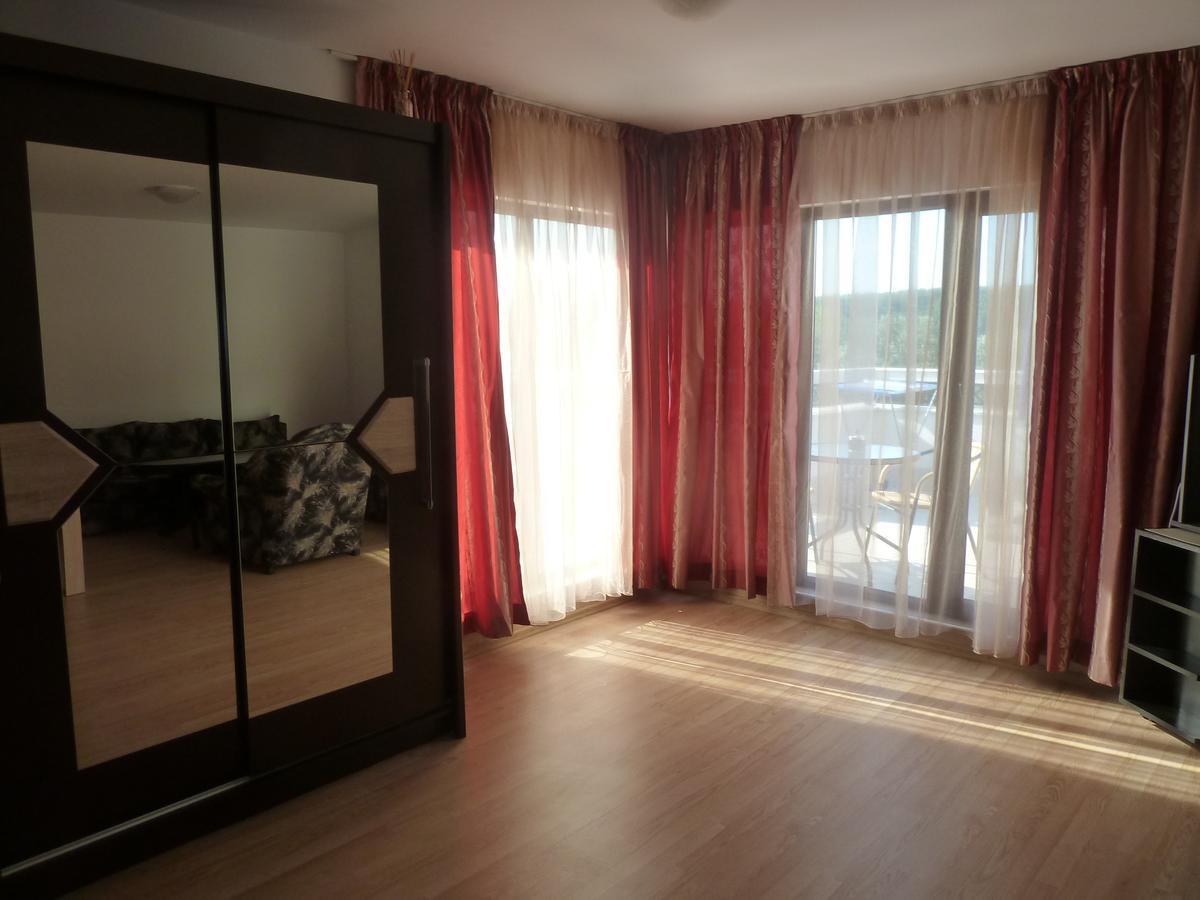 Golden Dunes Primorsko Apartments Экстерьер фото